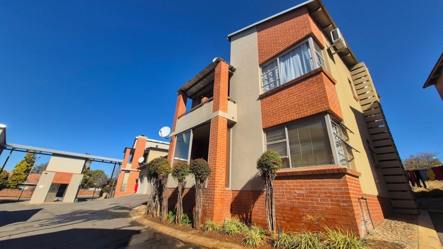 2 Bedroom Property for Sale in Dassie Rand North West